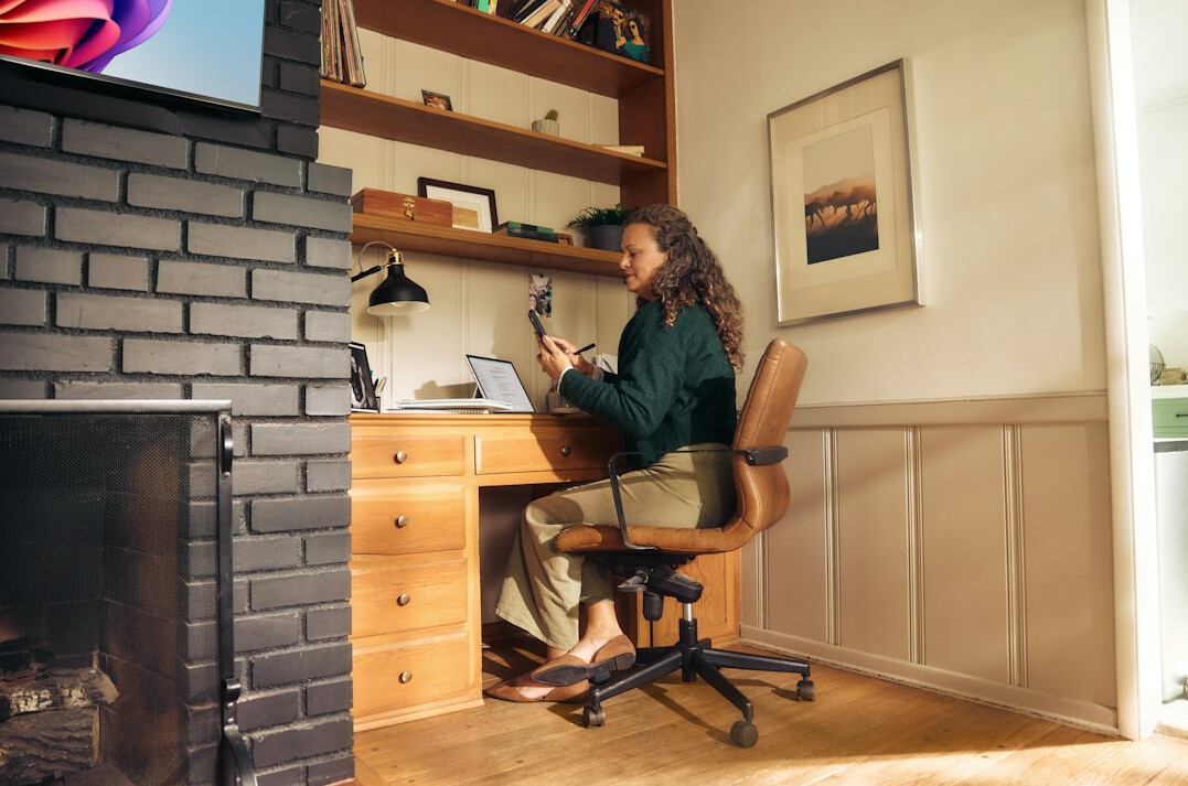 remote workers in home office